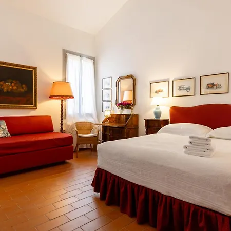 Apartment Palazzo Farini 4